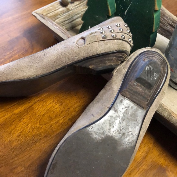 FERGIE leather studded flat - Picture 5 of 5